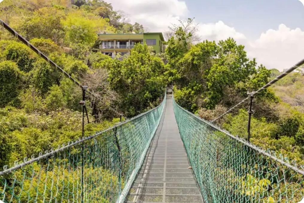 Sunshine Sanctuary Boutique Jungle Lodge Монтесума Екстериор снимка